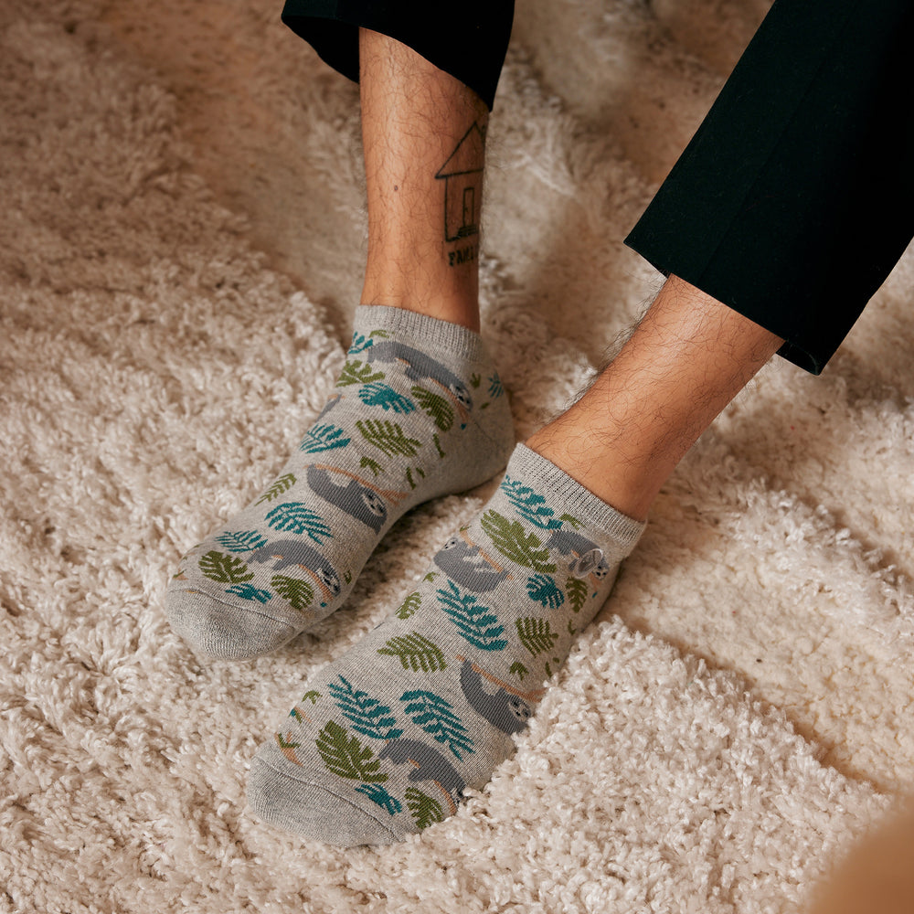 Socks that Protect Sloths - Conscious Step