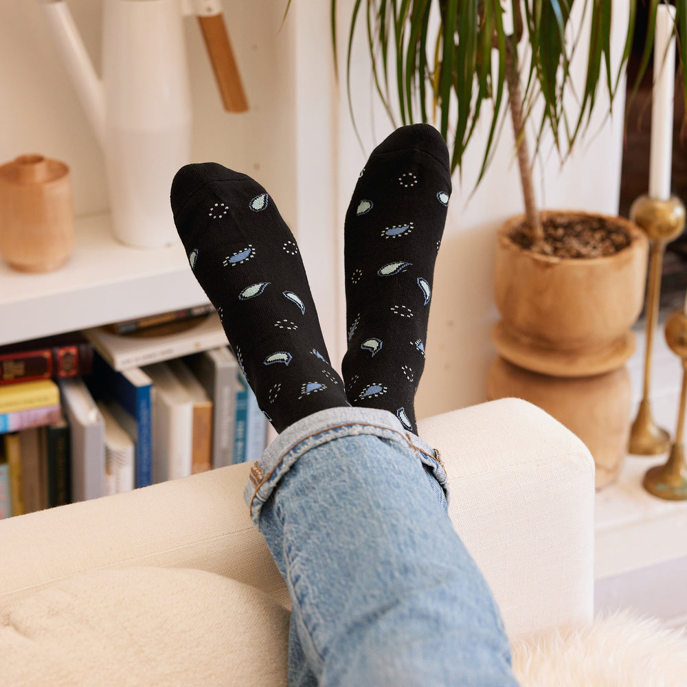 Socks that Give Water - Conscious Step