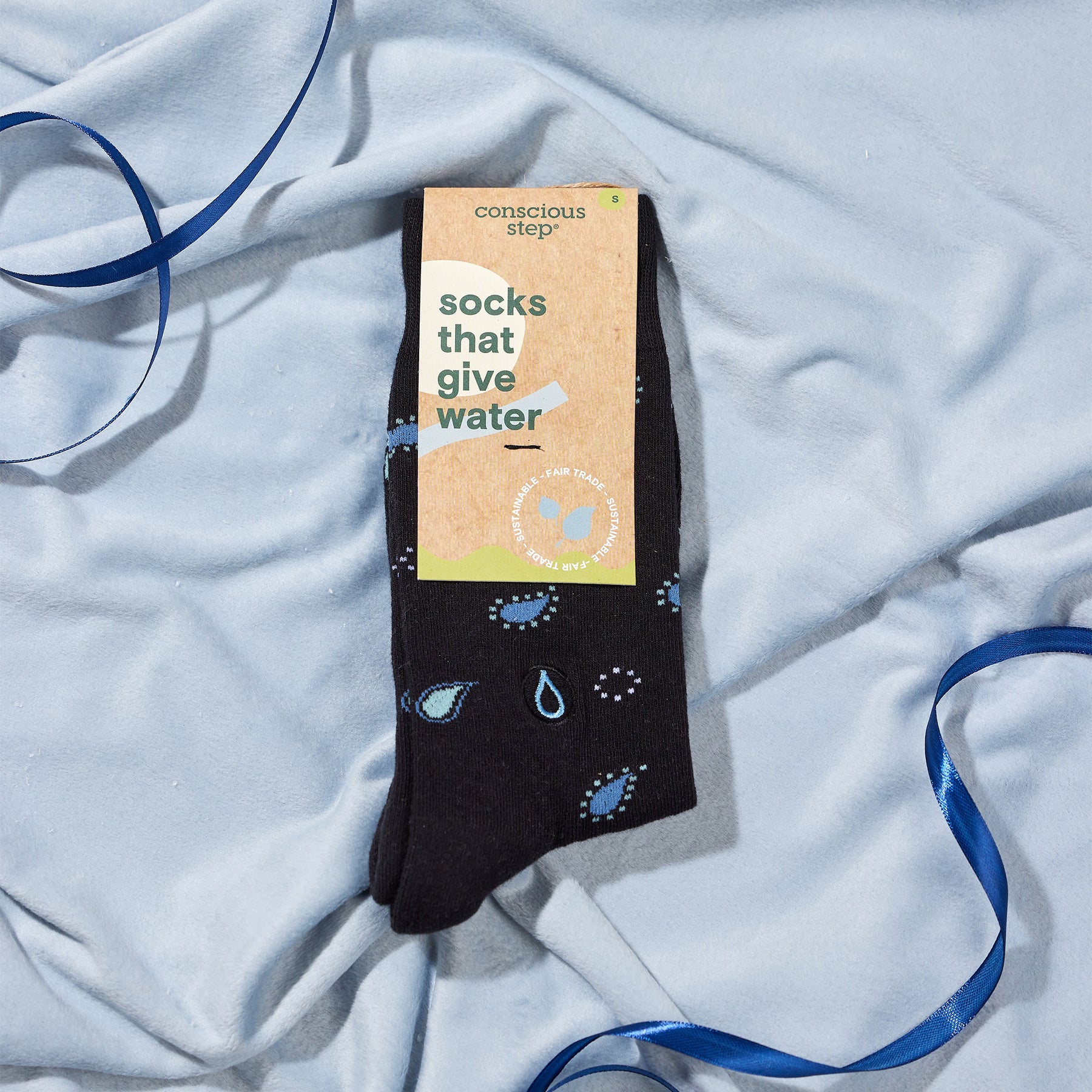 Socks that Give Water - Conscious Step